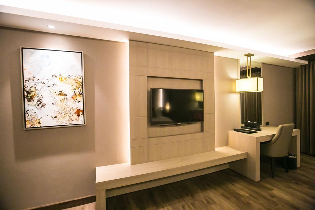 Arte Hotel - Sha Extra Plus होटल Bangkok